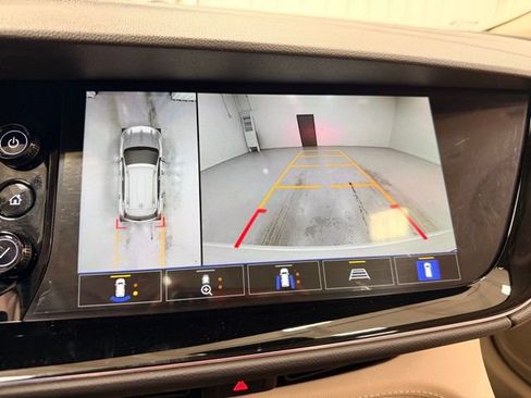 Certified 2023 Buick Envision Avenir image 16