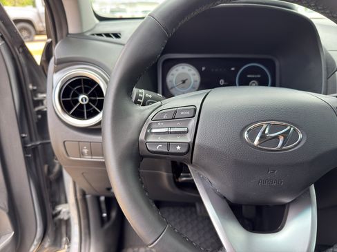 Used 2023 Hyundai Kona SEL FWD image 15