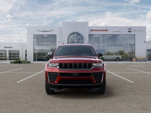 New 2026 Jeep Grand Cherokee L 4WD image 6