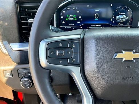Used 2024 Chevrolet Silverado 1500 LT w/ Leather Package image 12