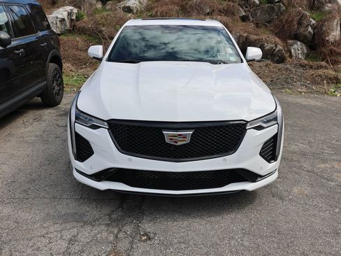 Used 2024 Cadillac CT4 V w/ Navigation Package image 2