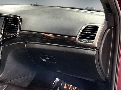 Used 2019 Jeep Grand Cherokee Limited image 26