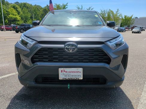 Used 2024 Toyota RAV4 LE FWD image 9
