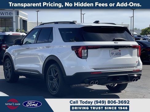 Used 2025 Ford Explorer ST AWD/4WD image 4