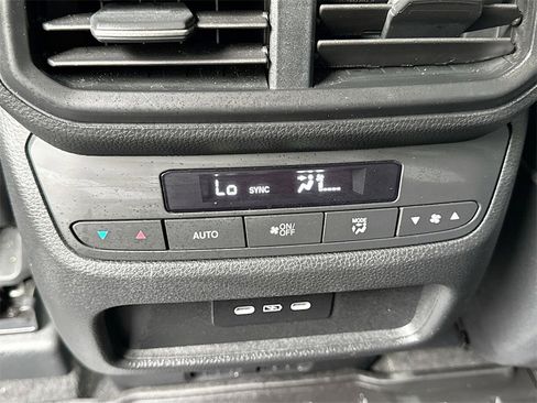 Used 2024 Honda Pilot EX-L image 24