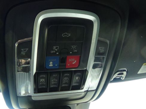 Certified 2022 RAM 1500 Laramie AWD/4WD image 33