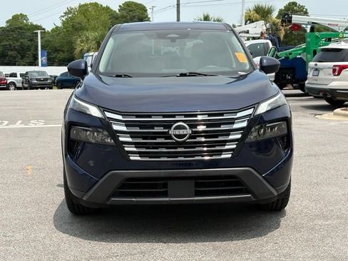 Used 2024 Nissan Rogue SV AWD/4WD image 8