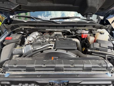 Used 2025 GMC Sierra 2500 Denali Ultimate AWD/4WD image 7