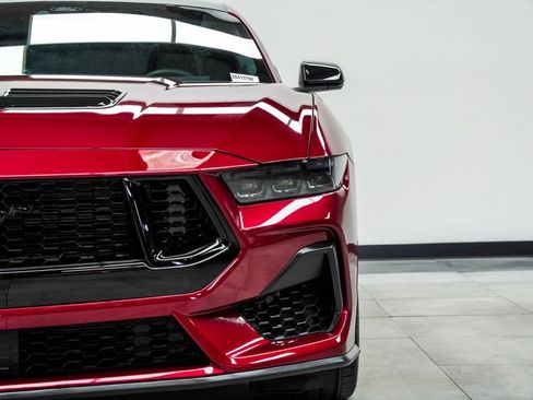 Used 2025 Ford Mustang GT w/ Mustang Nite Pony Package RWD image 4