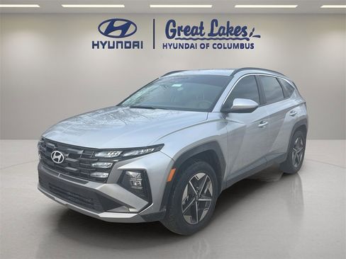 Certified 2025 Hyundai Tucson SEL image 1