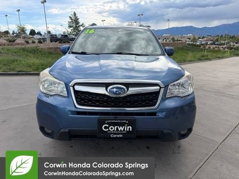 Used 2016 Subaru Forester 2.5i Limited AWD/4WD image 2