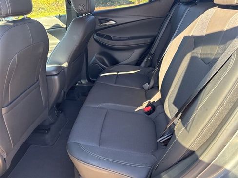 Used 2024 Buick Encore GX Preferred image 37