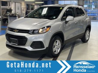 Used 2022 Chevrolet Trax LS w/ Tint and Cruise Package image 1