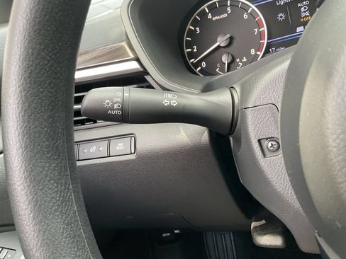New 2026 Nissan Altima 2.5 SV FWD image 29