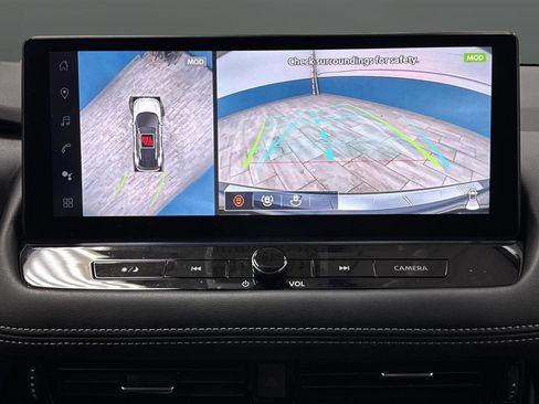 Used 2024 Nissan Rogue Platinum w/ Platinum Premium Package image 11