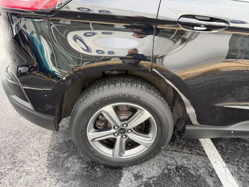 Certified 2023 Ford Edge SEL w/ Convenience Package image 12