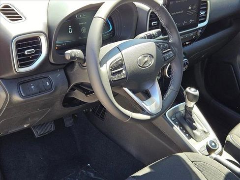 New 2026 Hyundai Venue SEL FWD image 3