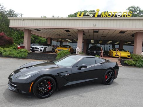 Used 2019 Chevrolet Corvette Stingray Coupe w/ 1LT RWD image 20