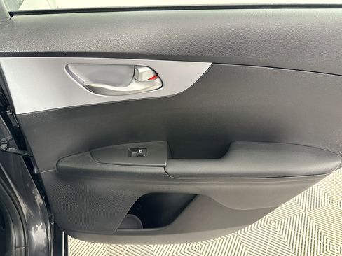 Used 2024 Kia Forte LX image 41