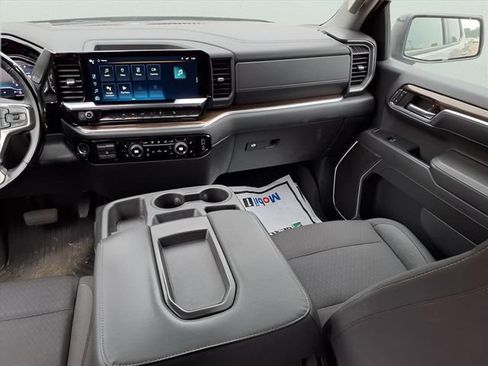Used 2023 Chevrolet Silverado 1500 RST AWD/4WD image 15