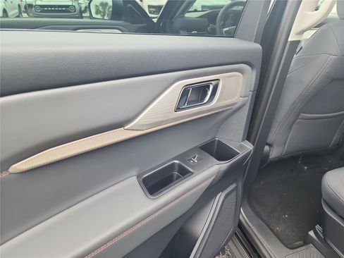 New 2026 Ford Explorer Active RWD image 15