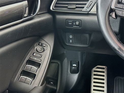 Used 2019 Honda Accord Sport image 29