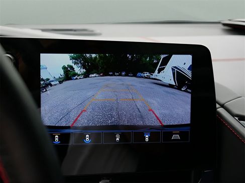 Used 2023 Chevrolet Corvette Stingray Premium Conv w/ Z51 Performance Package image 25