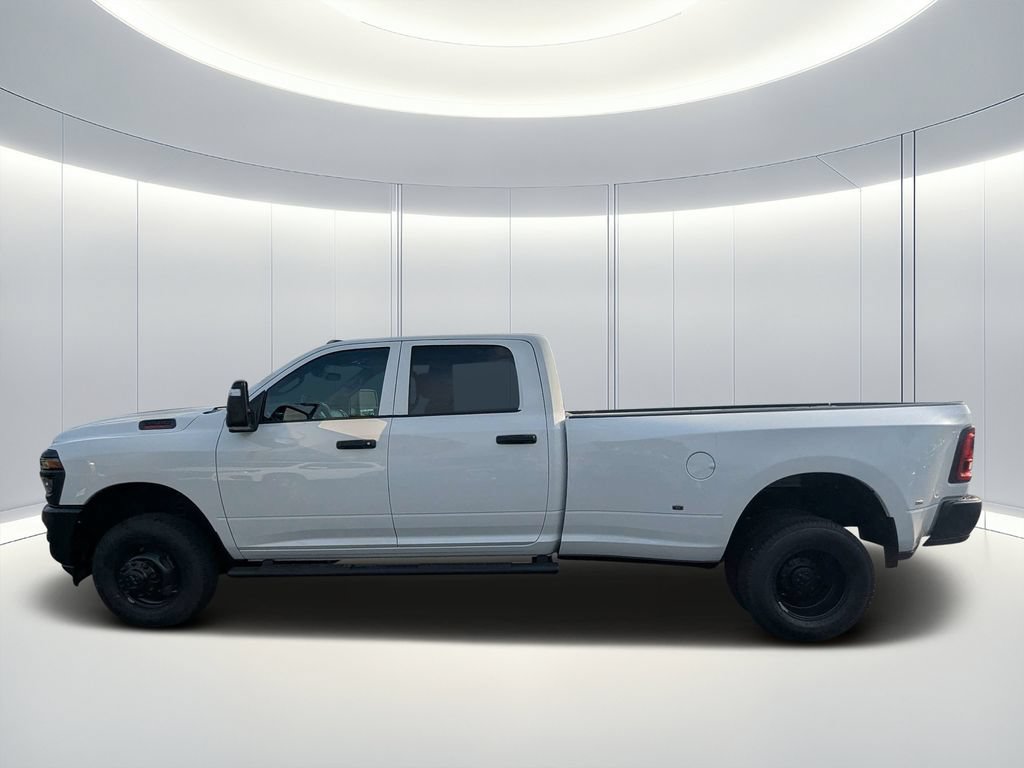 New 2026 RAM 3500 Tradesman AWD/4WD image 6