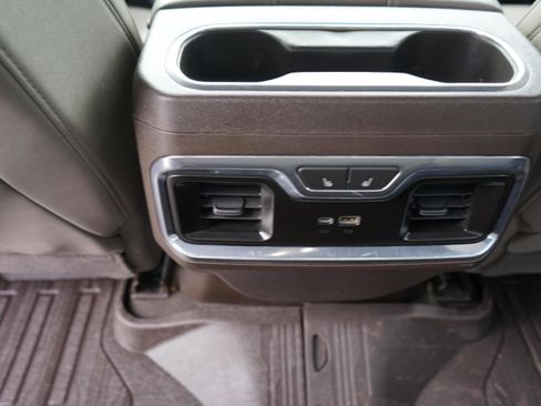 Used 2024 GMC Sierra 2500 SLT w/ SLT Convenience Package image 21