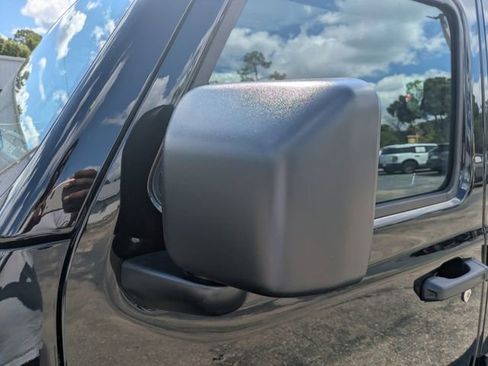 New 2025 Jeep Gladiator Sport AWD/4WD image 11