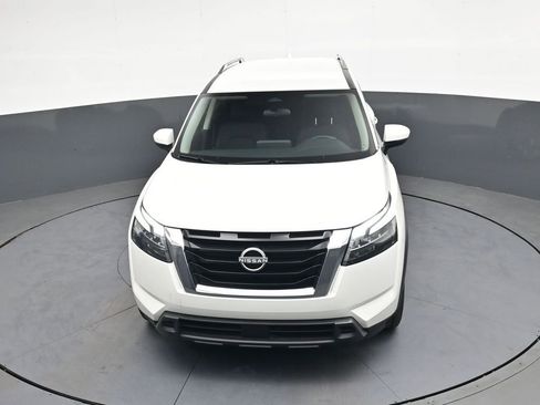 Used 2025 Nissan Pathfinder SV AWD/4WD image 39