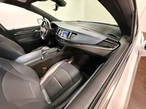 Used 2022 Buick Enclave Premium w/ Experience Buick Package AWD/4WD image 60