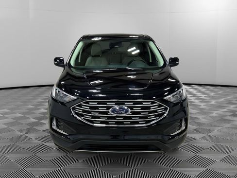 Certified 2024 Ford Edge Titanium AWD/4WD image 2