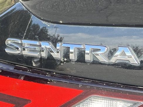 Used 2023 Nissan Sentra S image 18