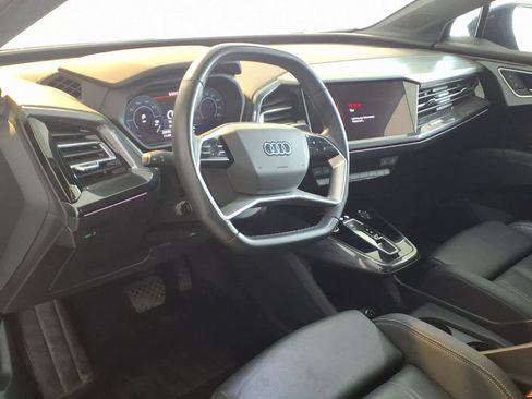 Used 2023 Audi Q4 e-tron Premium Plus w/ Premium Plus AWD/4WD image 9