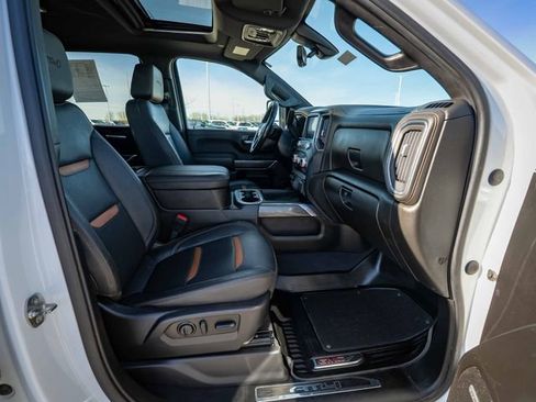 Used 2023 GMC Sierra 2500 AT4 w/ AT4 Premium Plus Package AWD/4WD image 12