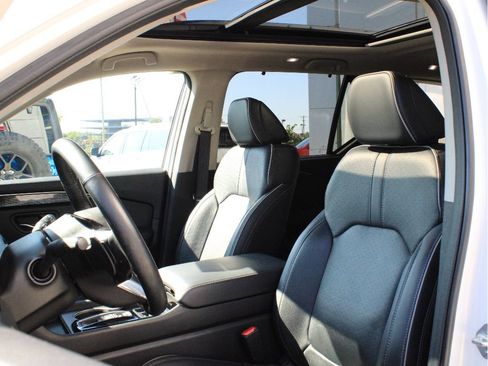 Used 2023 Honda Pilot Elite image 10