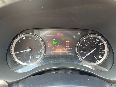 Used 2021 Toyota Highlander XLE image 15