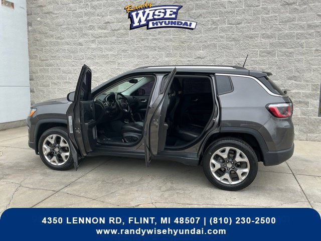 Used 2018 Jeep Compass Limited AWD/4WD image 13
