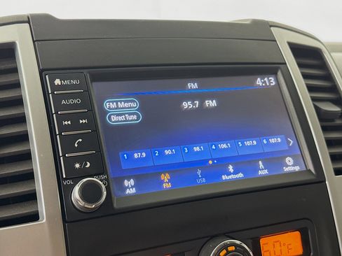 Used 2020 Nissan Frontier SV w/ Midnight Edition Floor Mats RWD image 16
