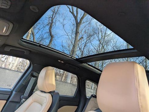 Certified 2022 Lincoln Corsair Reserve w/ Equipment Group 201A image 29