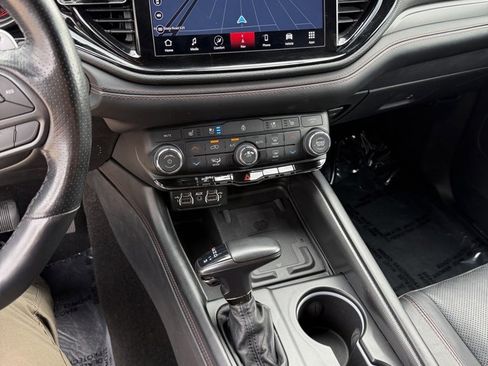 Used 2022 Dodge Durango R/T image 12