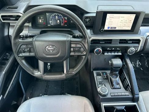 Used 2024 Toyota Tacoma SR5 AWD/4WD image 16