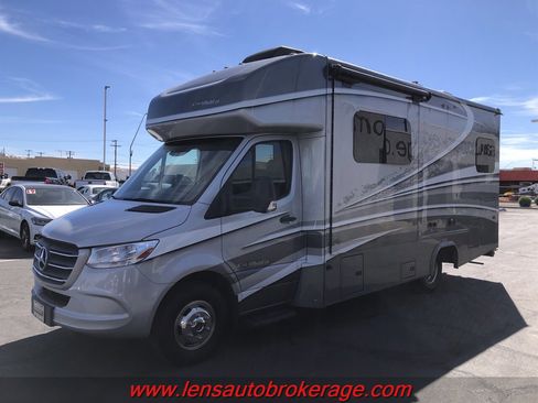 Used 2019 Mercedes-Benz Sprinter 170 image 4