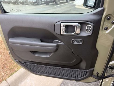 New 2026 Jeep Wrangler Sport AWD/4WD image 32