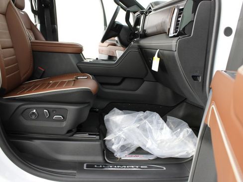 New 2026 GMC Sierra 2500 Denali Ultimate w/ Max Trailering Package AWD/4WD image 26