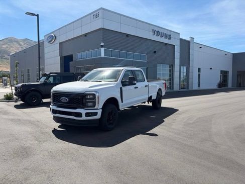 New 2026 Ford F350 XLT w/ XLT Premium Package AWD/4WD image 1