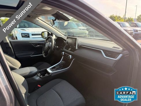 Used 2019 Toyota RAV4 XLE w/ Convenience Package AWD/4WD image 12