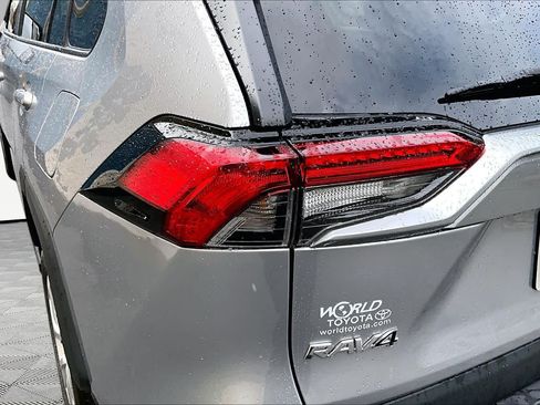 Certified 2023 Toyota RAV4 LE FWD image 29
