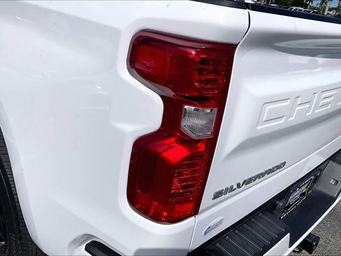 Used 2023 Chevrolet Silverado 1500 Custom RWD image 28